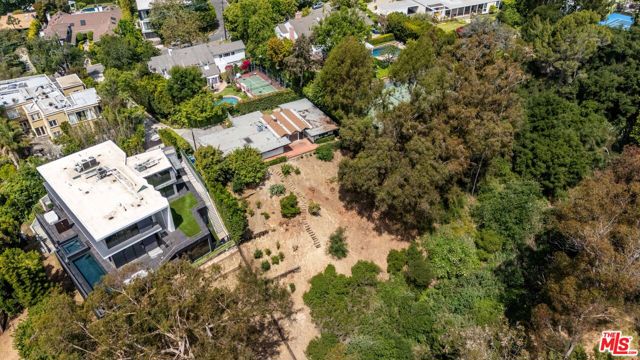 Drew Fenton | 656 N Bonhill Road Los Angeles CA | MLS: 7538623