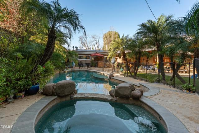 Detail Gallery Image 24 of 25 For 23508 Canzonet St, Woodland Hills,  CA 91367 - 5 Beds | 3 Baths