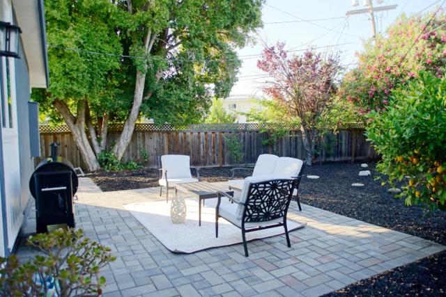 795 E Charleston Road, Palo Alto CA: https://media.crmls.org/mediaz/39eeea79-6c15-41d0-911f-7e637c7daec5.jpg