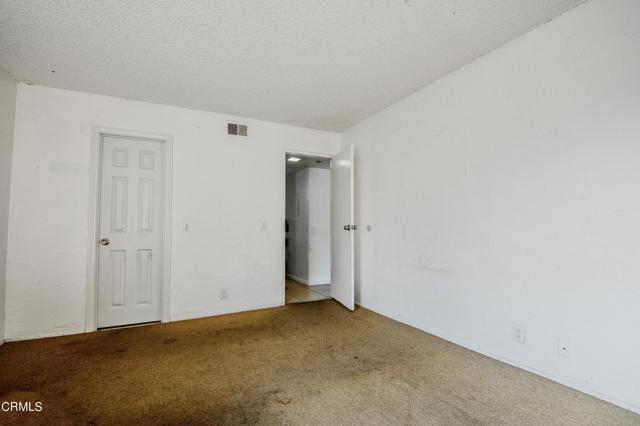 Detail Gallery Image 5 of 13 For 2510 El Dorado Ave #B,  Oxnard,  CA 93033 - 2 Beds | 1 Baths