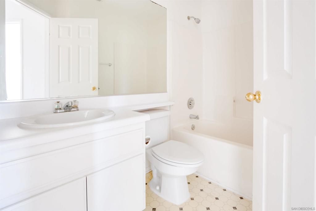 1311 Phlox Court - photo 19