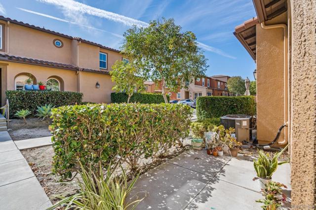 17071 Calle Trevino, San Diego CA: https://media.crmls.org/mediaz/39f2322f-9283-4d2a-81f6-8e7eb0c6ea88.jpg