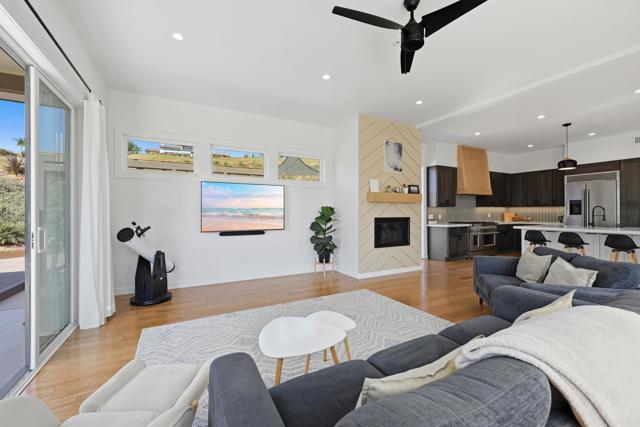 Detail Gallery Image 6 of 72 For 4407 Ramona Dr, Fallbrook,  CA 92028 - 4 Beds | 3/1 Baths