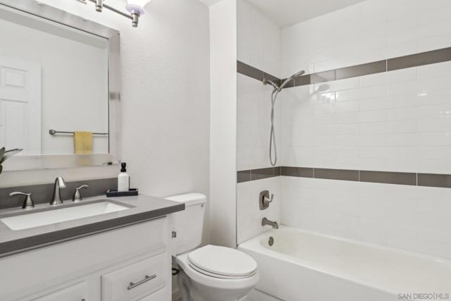 2445 Brant St, San Diego CA: https://media.crmls.org/mediaz/39f38c90-c911-4b26-81e7-ce8e1b62dca2.jpg