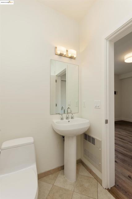 1565 32nd Street, Oakland CA: https://media.crmls.org/mediaz/39f53b46-082c-4f5d-99fa-8681f811be92.jpg