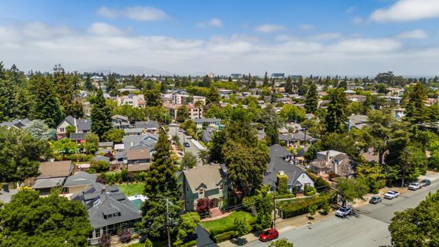 28 W Santa Inez Avenue, San Mateo CA: https://media.crmls.org/mediaz/39f58680-9833-4a26-90fa-d8d347bfe44e.jpg