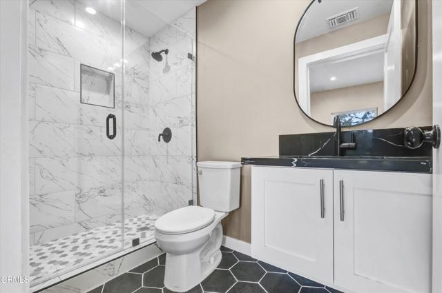 Detail Gallery Image 16 of 40 For 3933 Glenalbyn Dr, Mount Washington,  CA 90065 - 4 Beds | 4 Baths