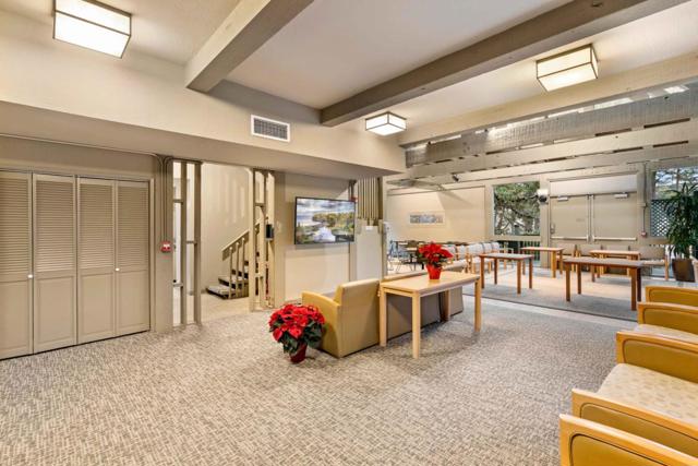 381 Half Moon Lane, Daly City CA: https://media.crmls.org/mediaz/39f6c3d8-f373-45dc-bdb6-5538460622f4.jpg