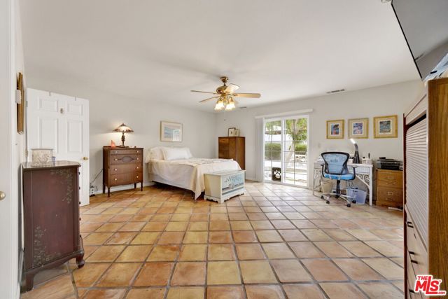 28461 Driver Avenue, Agoura Hills CA: https://media.crmls.org/mediaz/39f6f35c-a749-484e-9a9d-43cd9258a3bc.jpg