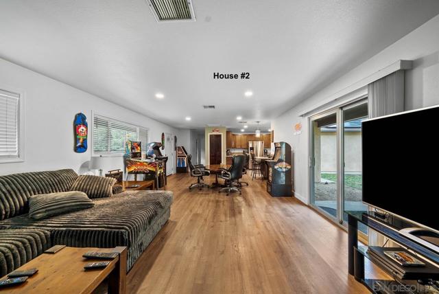 21908 Japatul Ln, Alpine CA: https://media.crmls.org/mediaz/39f6fea3-7908-4dbe-ada5-0906e9d3d09f.jpg