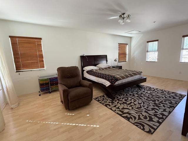 3177 Katharine Dr, Escondido CA: https://media.crmls.org/mediaz/39f7b131-79c9-442c-ad3a-a08f3f97a790.jpg