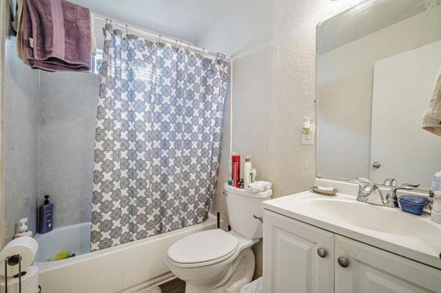 923 Delport Avenue, Santa Rosa CA: https://media.crmls.org/mediaz/39f92810-dbc9-486a-b943-f597a7cca1e6.jpg
