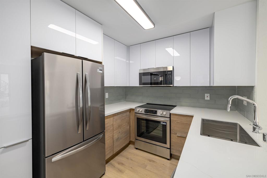 3020 Cowley Way - photo 14