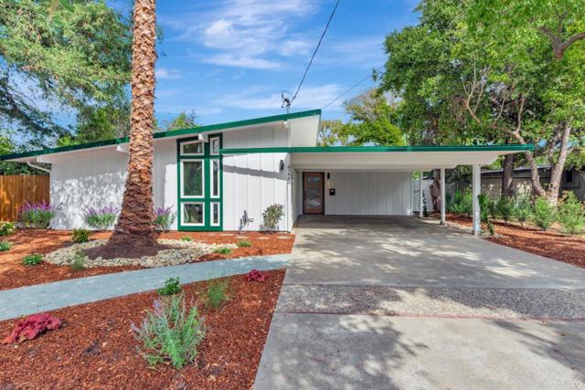 4225 Park Boulevard, Palo Alto CA: https://media.crmls.org/mediaz/39f9f823-79b5-47f2-83e0-8796016a827c.jpg