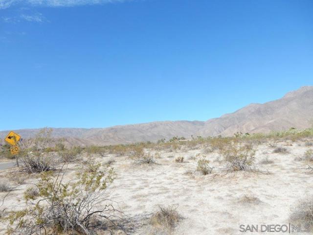 Image 7 of 10 For 387 Ocotillo Cir