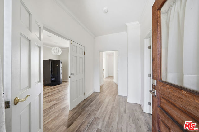 1147 S Westlake Avenue, Los Angeles CA: https://media.crmls.org/mediaz/39ff668c-1b14-4caa-a2cc-e6ea1b37d108.jpg