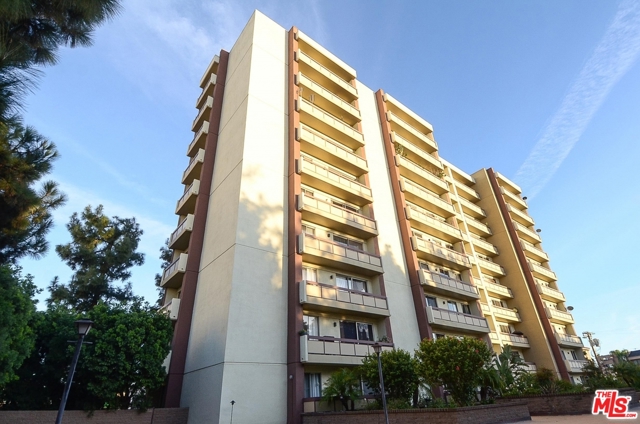 321 S San Vicente Boulevard #1