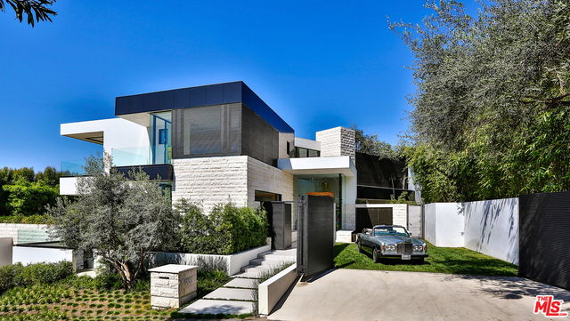 Photo of 9133 ORIOLE Way, Los Angeles, CA 90069