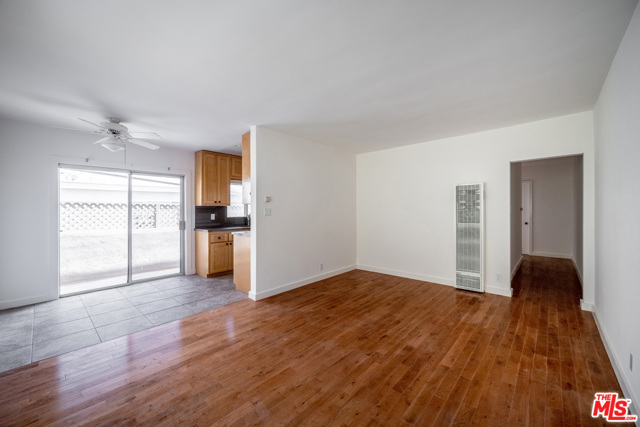 Living/Dining Area