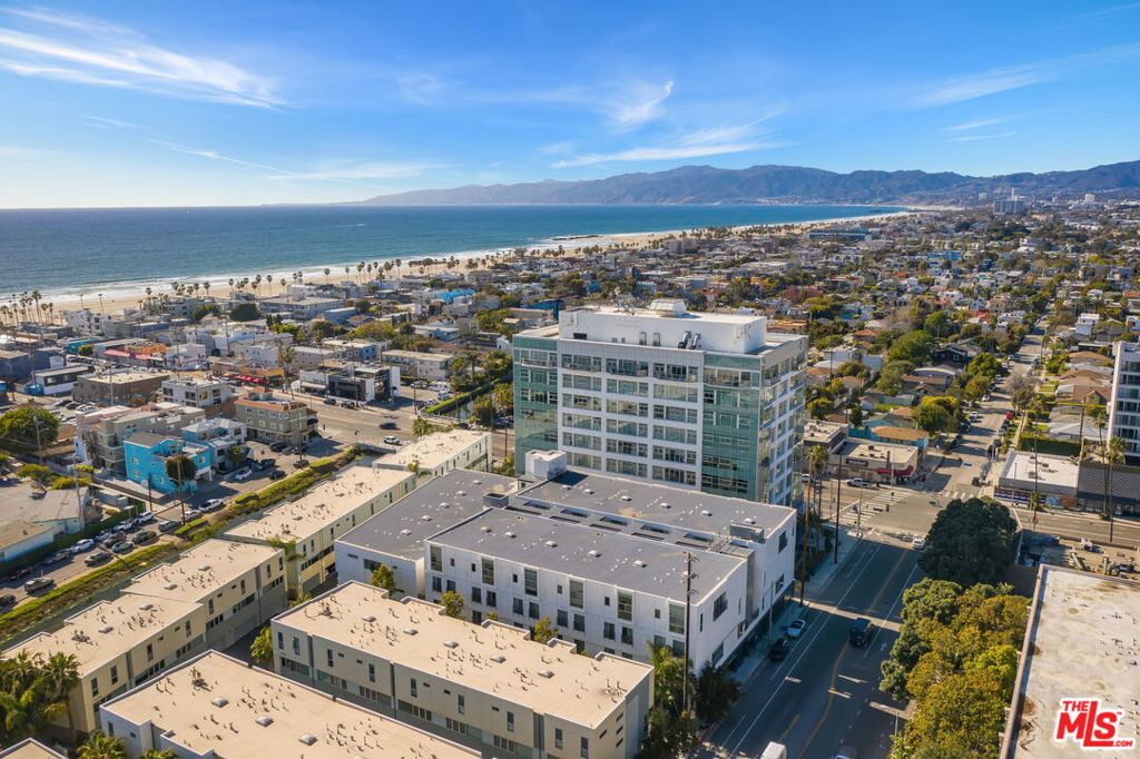 3119 VIA DOLCE 311, MARINA DEL REY, CA 90292 MDR Condos