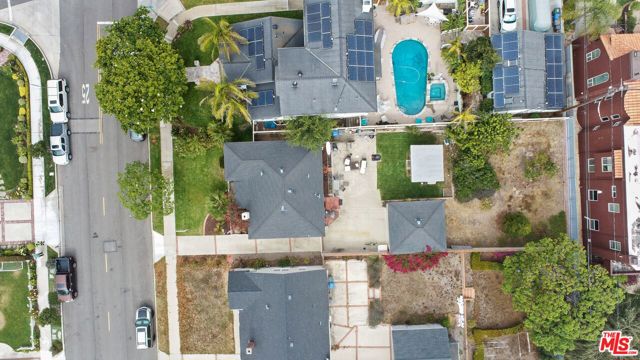 703 Avenue D, Redondo Beach, California 90277, 3 Bedrooms Bedrooms, ,1 BathroomBathrooms,Residential,Sold,Avenue D,21767438