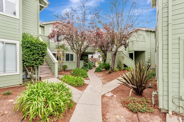 1733 Eastbrook Court, Santa Cruz CA: https://media.crmls.org/mediaz/3a0035df-d24f-46b3-9ac8-e18e5dd14c22.jpg