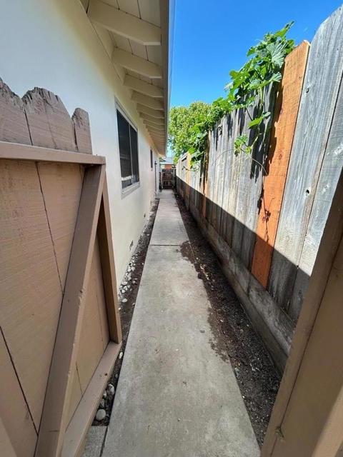 840 Archer Street, Salinas CA: https://media.crmls.org/mediaz/3a019a5f-08df-414e-af3b-97f0e56aa30e.jpg