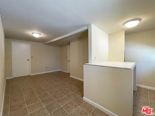 4780 Hub Street, Los Angeles CA: https://media.crmls.org/mediaz/3a01e133-a890-476f-8880-8fcc30d9c63e.jpg