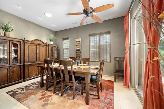 52540 Vino, La Quinta CA: https://media.crmls.org/mediaz/3a01f223-df2f-4322-89fb-6b463a889df3.jpg