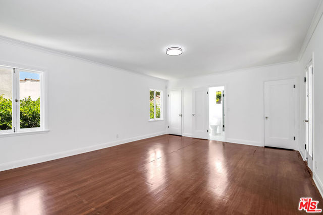 Image 42 of 58 For 132 Beachwood Drive