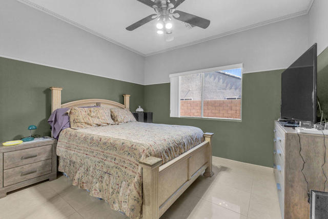 Image 17 of 38 For 68138 Seville Court