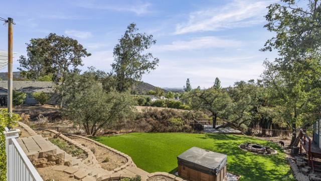 24249 Sargeant Rd, Ramona CA: https://media.crmls.org/mediaz/3a036d5e-48a6-4f19-9503-54b85ef8f98b.jpg