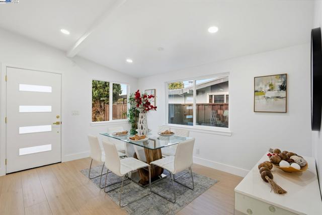 Image 11 of 43 For 2710 Ocala St