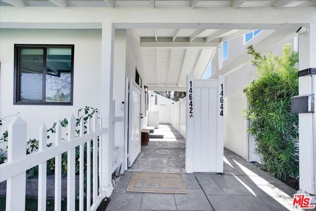 14642 Runnymede Street, Van Nuys CA: https://media.crmls.org/mediaz/3a05e66d-33d1-458f-9266-7e627561b1d1.jpg