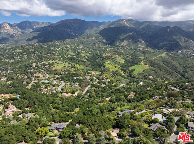 1208 Las Alturas Road, Santa Barbara CA: https://media.crmls.org/mediaz/3a06f487-4711-40f7-9194-dc5dd67798e0.jpg