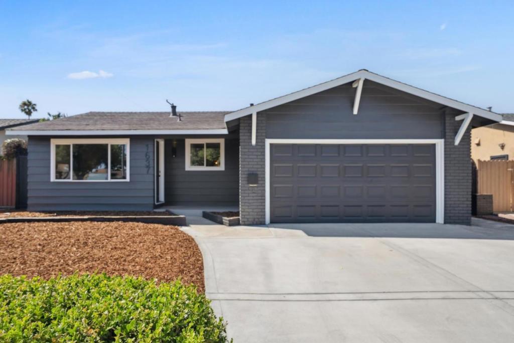 1637 Orleans Drive