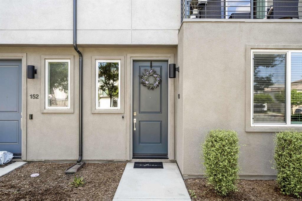 5208 Surfwalk Way #153