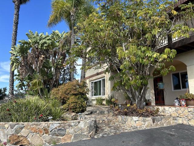 Detail Gallery Image 36 of 60 For 1330 Sugarbush Dr, Vista,  CA 92084 - 4 Beds | 3 Baths