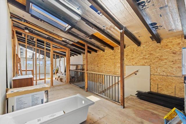 2832 34 K St, San Diego CA: https://media.crmls.org/mediaz/3a07b742-41ea-4370-8b16-d67314d9d0d2.jpg