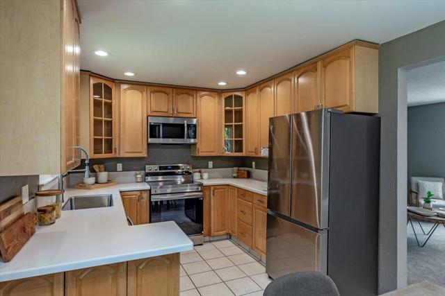 21525 Madrone Drive, Los Gatos CA: https://media.crmls.org/mediaz/3a07fc41-635a-4490-8122-ced012b62a3a.jpg