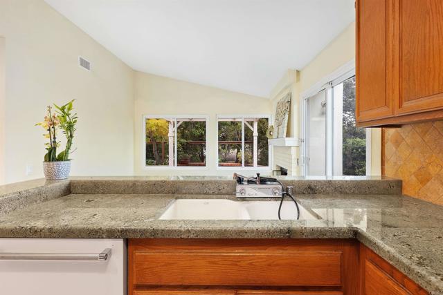 Detail Gallery Image 35 of 50 For 9118 Pimpernel Dr, San Diego,  CA 92129 - 4 Beds | 2 Baths