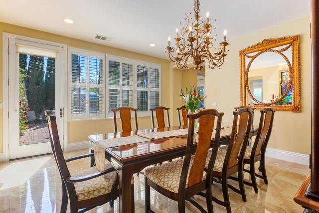 891 Antilla Way, San Marcos CA: https://media.crmls.org/mediaz/3a0ad4e1-e045-4b75-b6d8-8906625678eb.jpg