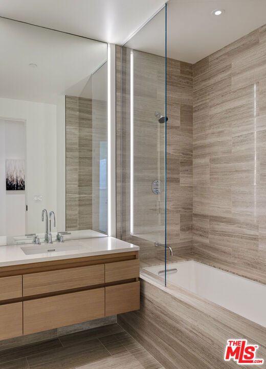 8899 Beverly Boulevard, Los Angeles CA: https://media.crmls.org/mediaz/3a0b636d-cfda-42a8-b740-085394bfd0c6.jpg