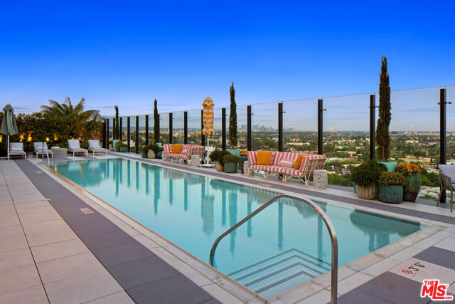 Image 33 of 34 For 8420 Sunset Boulevard 504