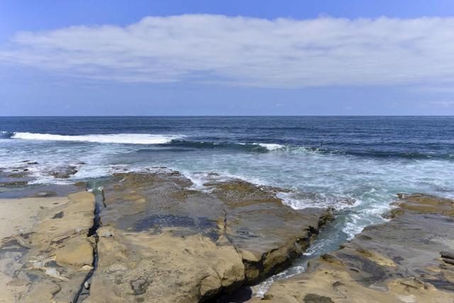 101 Coast Boulevard, La Jolla CA: https://media.crmls.org/mediaz/3a0c8441-c32b-4ac6-a5d2-45c43d74da69.jpg