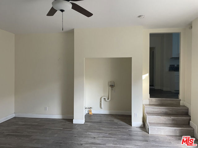 1904 W 37th Place, Los Angeles CA: https://media.crmls.org/mediaz/3a0d9519-52db-4432-9f22-251495a7dbee.jpg