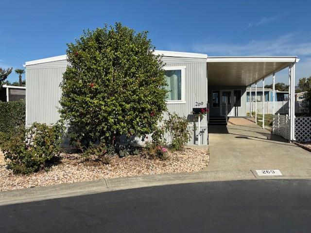 269 Oahu, Union City CA: https://media.crmls.org/mediaz/3a0dd704-2925-4dbe-b705-10ed8d288a9b.jpg