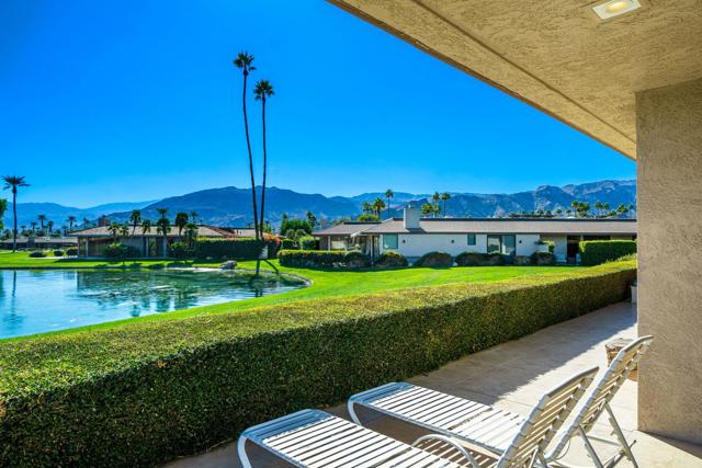 9 Rutgers Court, Rancho Mirage CA: https://media.crmls.org/mediaz/3a0e4ba2-b99f-4964-aa0f-6fe4aaf802c6.jpg