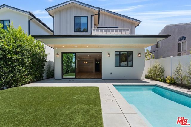 4647 Morse Avenue, Sherman Oaks CA: https://media.crmls.org/mediaz/3a11f15a-196b-4932-8f27-52803997282a.jpg