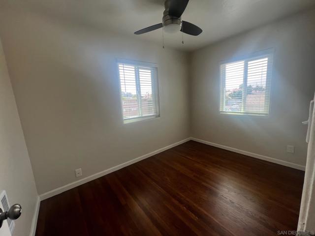 Image 7 of 9 For 5520 Riley St.